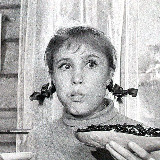 Аватарка канала "Кино и голуби"