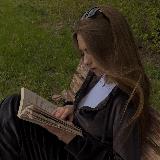 Аватарка канала между строк