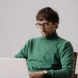 Аватарка канала Korenev AI - GPT в тапочках🩴