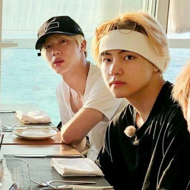 Аватарка канала seokjin_land 🌸 JIN×BTS