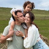 Аватарка канала Мама Папа Василёк🐣