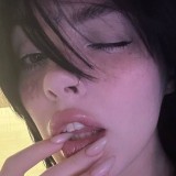 Аватарка канала %22Пошлые Стикеры Девушки%22