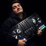 Аватарка канала %22Hardovich 🎧%22