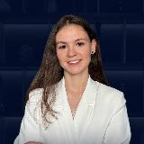 Аватарка канала в кабинете у юриста | Екатерина Спиридонова