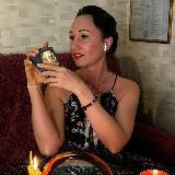 Аватарка канала 🔮 Marina Gold | ТАРО | ГАДАНИЕ | РУНЫ