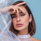 Аватарка канала Polina Popova 👽