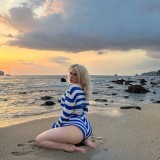 Аватарка канала "вайбовые треки из тт 🤍"