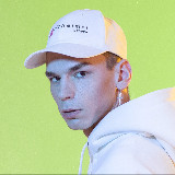 Аватарка канала УНГУРЕНКО | про нейросети и продажи