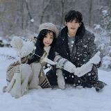 Аватарка канала 💎🇧🇷 Ski into Love / Esquie no Amor / Esquiar para o Amor / Esquiando para o Amor (2025)