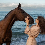 Аватарка канала "horse and life 🤍"