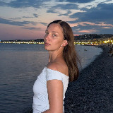 Аватарка канала Дама с калькулятором