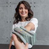 Аватарка канала Гончарова про деньги