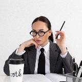 Аватарка канала Рената про продажи и дизайн на МП